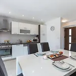 Two-bedroom With A Fireplace In * Barban