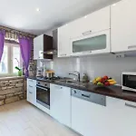 Two-bedroom With A Fireplace In Feriehus Barban