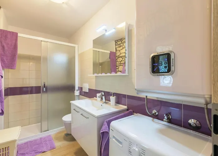 Two-bedroom With A Fireplace In Semesterbostad