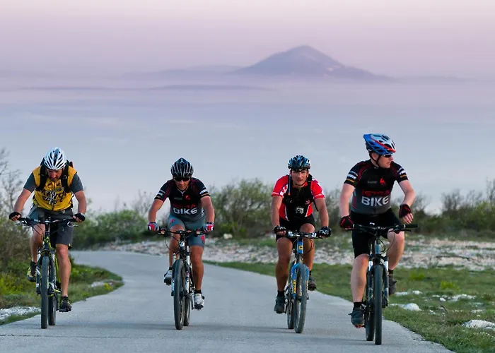 Two-bedroom With A Fireplace In Semesterbostad