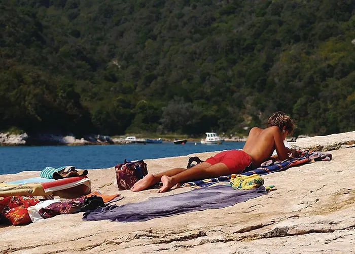 Semesterbostad Two-bedroom With A Fireplace In *